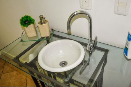 Casa de condomínio à venda com 215m², 3 quartos e 2 vagasLavabo da área Gourmet