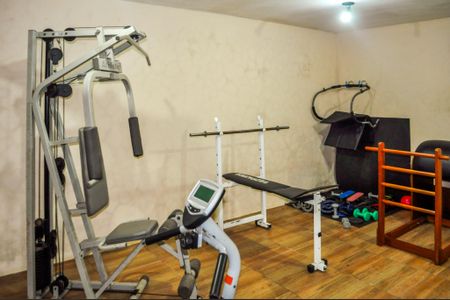 Casa de condomínio à venda com 215m², 3 quartos e 2 vagasÁrea comum - Academia