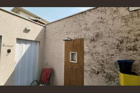 Casa de condomínio para alugar com 89m², 3 quartos e 2 vagasQuintal