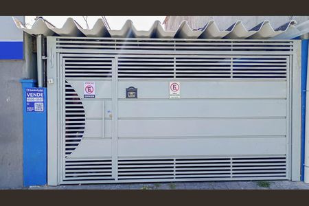 Casa à venda com 150m², 5 quartos e 2 vagasFachada