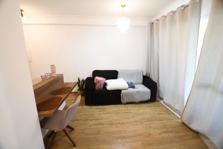 Sala de apartamento à venda com 1 quarto, 47m² em Cambuí, Campinas