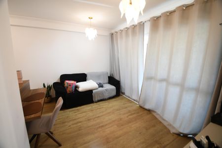 Sala de apartamento à venda com 1 quarto, 47m² em Cambuí, Campinas