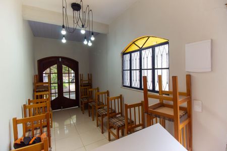 Casa à venda com 720m², 5 quartos e 3 vagasÁrea Externa