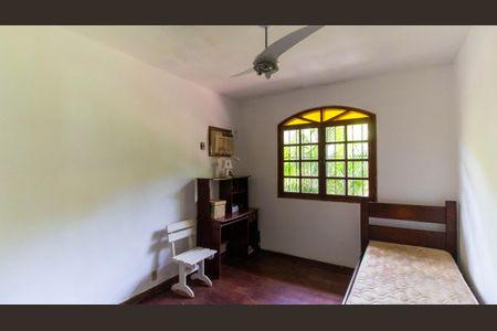 Casa à venda com 720m², 5 quartos e 3 vagasQuarto 4