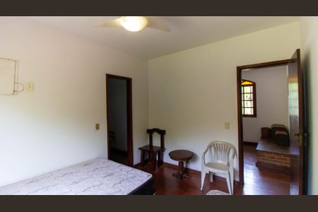 Casa à venda com 720m², 5 quartos e 3 vagasQuarto 3