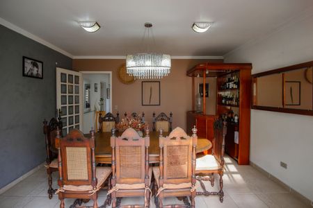 Sala 2 de casa para alugar com 4 quartos, 400m² em City América, São Paulo