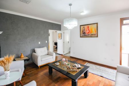 Casa para alugar com 400m², 4 quartos e 8 vagasSala 1