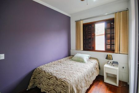 Casa para alugar com 400m², 4 quartos e 8 vagasQuarto