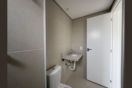 Apartamento à venda com 92m², 2 quartos e 2 vagas Apartamento à venda com 92m², 2 quartos e 2 vagasBanheiro da Suíte 1