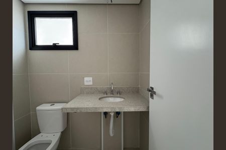 Apartamento à venda com 92m², 2 quartos e 2 vagas Apartamento à venda com 92m², 2 quartos e 2 vagasBanheiro da Suíte 2