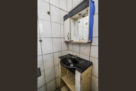 Casa à venda com 80m², 3 quartos e 1 vagaBanheiro