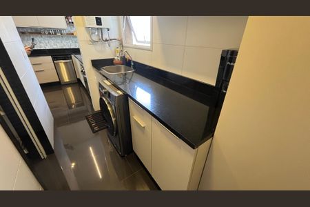 Apartamento à venda com 106m², 2 quartos e 2 vagasCozinha