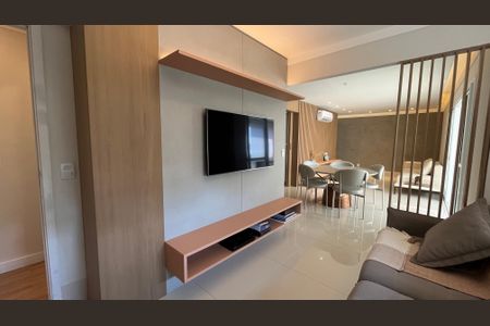 Sala de apartamento à venda com 2 quartos, 106m² em Fazenda São Quirino, Campinas