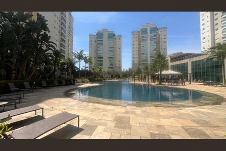 Apartamento à venda com 106m², 2 quartos e 2 vagasÁrea comum - Piscina