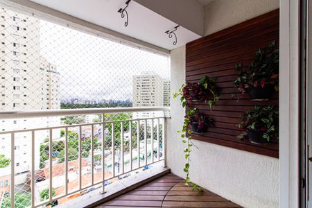 Apartamento à venda com 105m², 2 quartos e 1 vaga Apartamento à venda com 105m², 2 quartos e 1 vagaVaranda