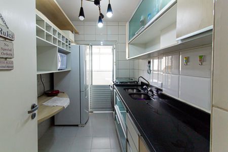 Apartamento à venda com 105m², 2 quartos e 1 vaga Apartamento à venda com 105m², 2 quartos e 1 vagaCozinha