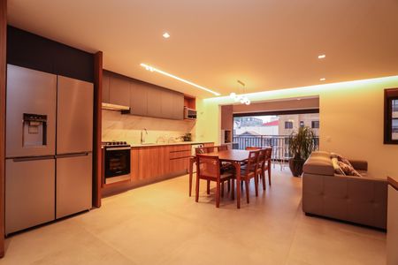 Apartamento à venda com 91m², 2 quartos e 2 vagas Apartamento à venda com 91m², 2 quartos e 2 vagasCozinha