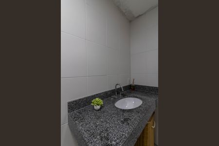 Apartamento à venda com 69m², 2 quartos e 1 vaga Apartamento à venda com 69m², 2 quartos e 1 vagaBanheiro da Suíte