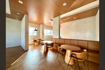 Apartamento à venda com 69m², 2 quartos e 1 vaga Apartamento à venda com 69m², 2 quartos e 1 vagaArea Comum