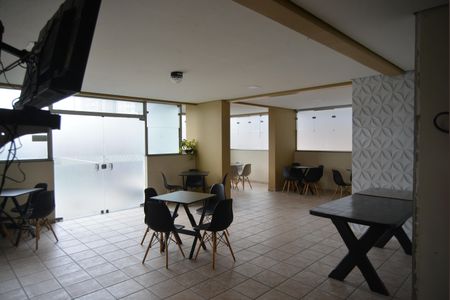 Apartamento à venda com 62m², 2 quartos e 1 vagaÁrea comum