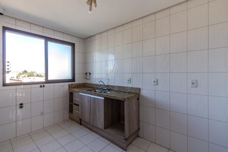 Apartamento para alugar com 230m², 2 quartos e 2 vagasCozinha