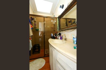 Casa de condomínio à venda com 100m², 2 quartos e 2 vagasBanheiro