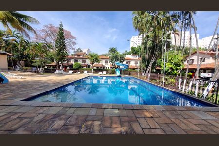 Casa de condomínio à venda com 100m², 2 quartos e 2 vagasÁrea comum - Piscina