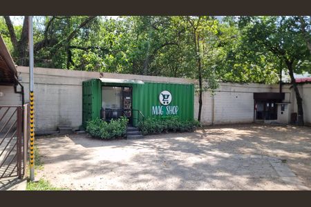 Casa de condomínio à venda com 100m², 2 quartos e 2 vagasÁrea comum -mercado