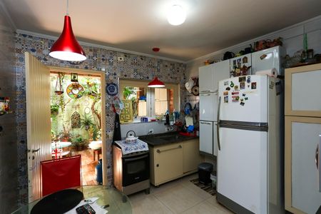 Casa de condomínio à venda com 100m², 2 quartos e 2 vagascozinha