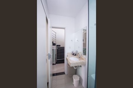 Casa à venda com 160m², 3 quartos e 2 vagasBanheiro Social