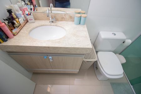 Casa à venda com 160m², 3 quartos e 2 vagasBanheiro da Suíte