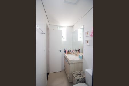 Casa à venda com 160m², 3 quartos e 2 vagasBanheiro da Suíte