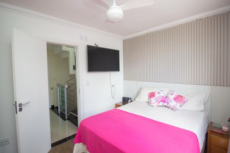 Casa à venda com 160m², 3 quartos e 2 vagasQuarto Suíte