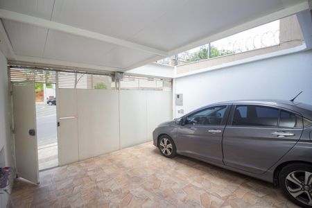 Casa à venda com 160m², 3 quartos e 2 vagasGaragem