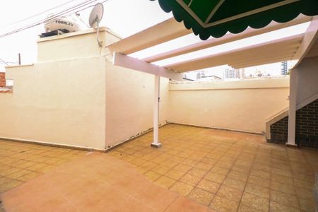 Casa à venda com 163m², 4 quartos e 4 vagas Casa à venda com 163m², 4 quartos e 4 vagasQuintal