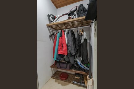 Casa à venda com 100m², 3 quartos e 2 vagasSuíte 1