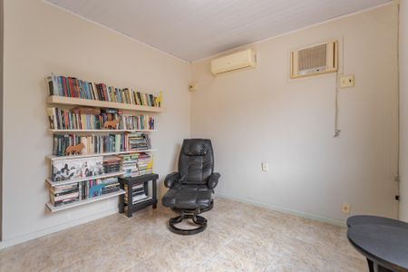 Sala de casa à venda com 3 quartos, 100m² em Morro Santana, Porto Alegre