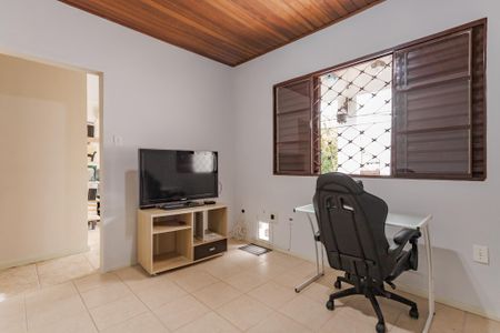 Casa à venda com 100m², 3 quartos e 2 vagasSuíte 1