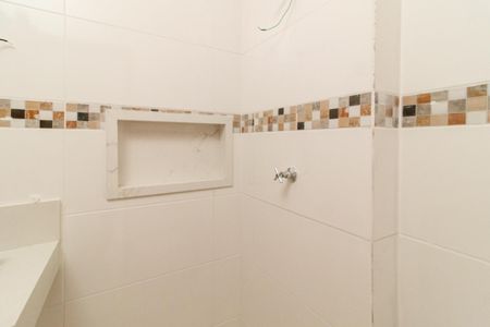 Apartamento para alugar com 49m², 2 quartos e sem vaga Apartamento para alugar com 49m², 2 quartos e sem vagaBanheiro