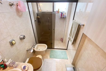 Apartamento à venda com 123m², 2 quartos e 1 vagabanheiro corredor