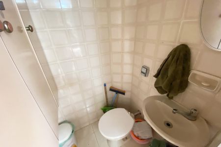 Apartamento à venda com 123m², 2 quartos e 1 vagaBanheiro de serviço