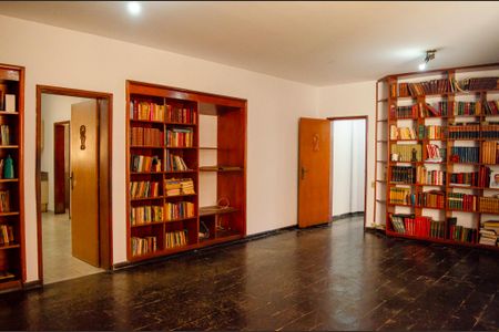 Apartamento para alugar com 270m², 4 quartos e 2 vagasSala