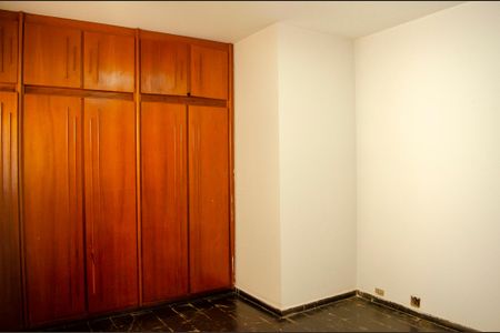 Apartamento para alugar com 270m², 4 quartos e 2 vagasSuíte 2