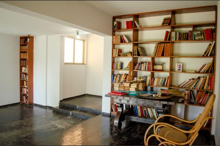 Apartamento para alugar com 270m², 4 quartos e 2 vagasSala