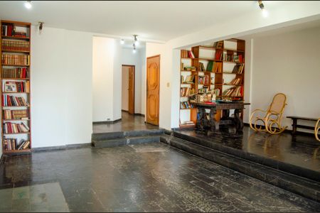 Apartamento para alugar com 270m², 4 quartos e 2 vagasSala