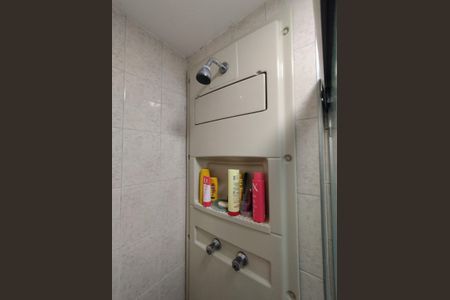 Apartamento à venda com 72m², 3 quartos e 1 vaga Apartamento à venda com 72m², 3 quartos e 1 vagaBanheiro