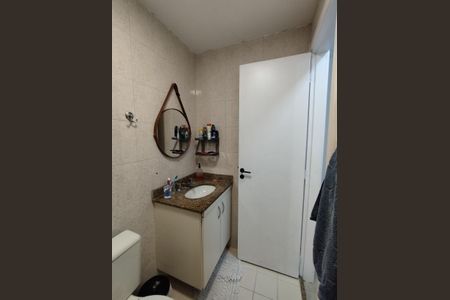 Apartamento à venda com 72m², 3 quartos e 1 vaga Apartamento à venda com 72m², 3 quartos e 1 vagaBanheiro