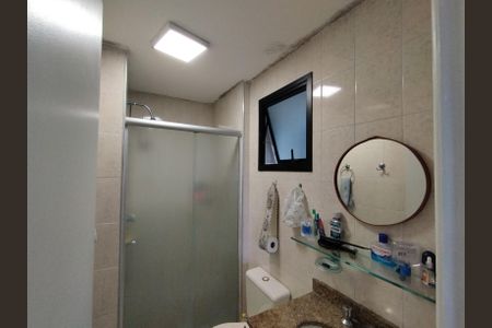 Apartamento à venda com 72m², 3 quartos e 1 vaga Apartamento à venda com 72m², 3 quartos e 1 vagaBanheiro da Suíte