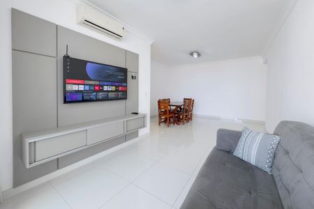 Apartamento para alugar com 82m², 2 quartos e 2 vagasSala