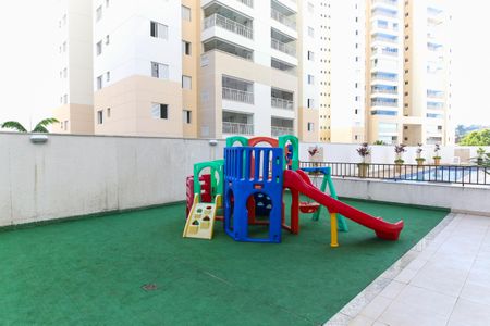 Apartamento para alugar com 82m², 2 quartos e 2 vagasÁrea comum - Playground
